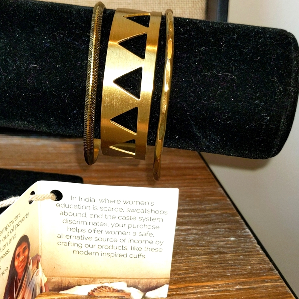 Trades of Hope Contemporary Cuff Set
